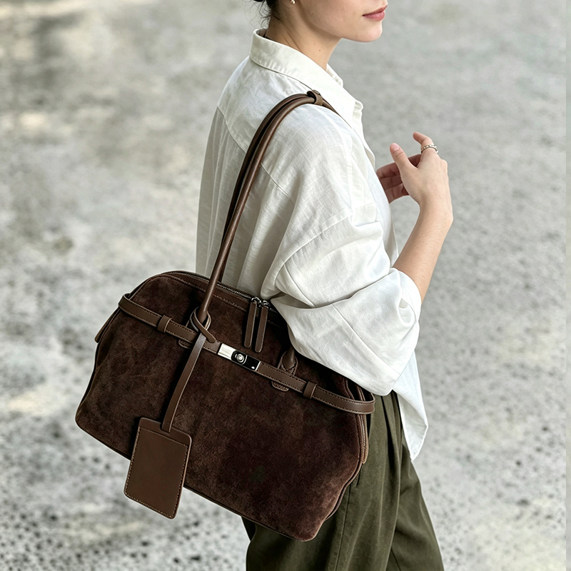 Nieuwe dames schoudertas van e - Half Moon Bag Suede recensie en prijs