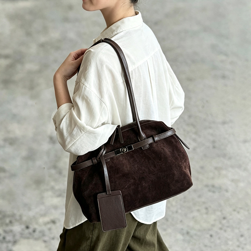 Nieuwe dames schoudertas van e - Half Moon Bag Suede recensie en prijs