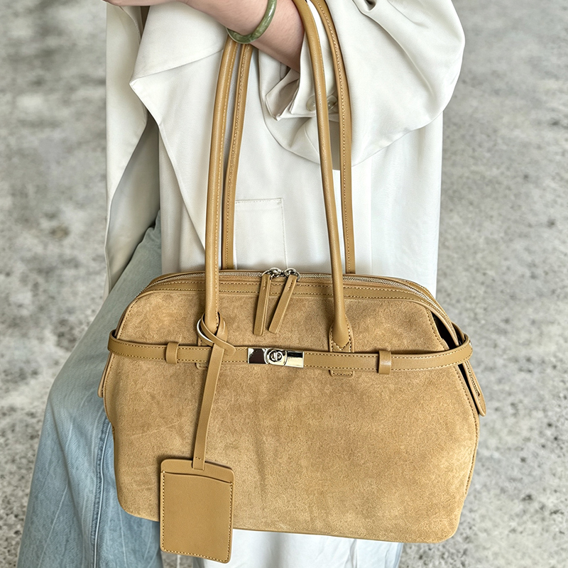 Nieuwe dames schoudertas van e - Half Moon Bag Suede recensie en prijs